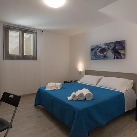 I Tre Golfi - Via Salvatore Quasimodo Aparthotel *