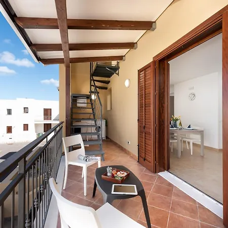 I Tre Golfi - Via Salvatore Quasimodo Lejlighedshotel 3*